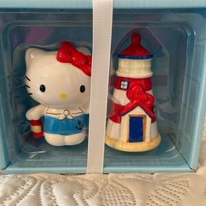 Hello Kitty Salt and Pepper Shakers